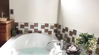 Indigo White  shy bitch masturbates recklessly pussy