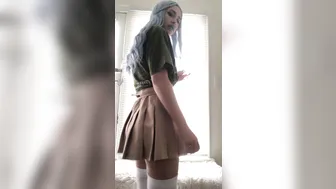 Indigo White  cute girls masturbate pussy