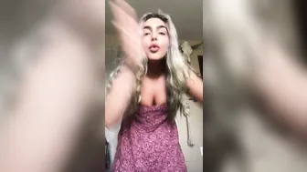 emjayplays onlyfans  Desirable chick