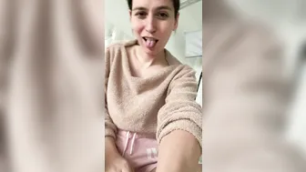 Korra Del Rio busty babe massages pussy