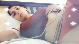 Korra Del Rio busty lady masturbates the front cap with a sex toy