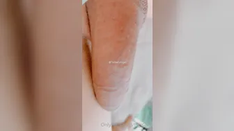 Giselly Angel onlyfans  caressed on the bed
