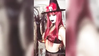 Giselly Angel onlyfans  hot female fucks herself in the anus