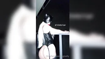 Giselly Angel onlyfans  crazy chick masturbates both holes