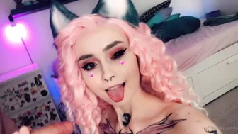 zirael  Adorable wench