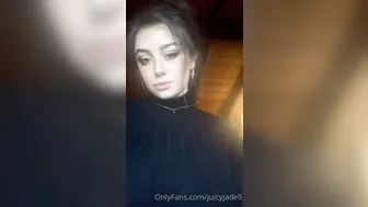 Lolo Savo sultry confused talks in fries