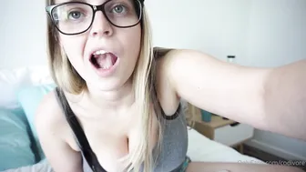 Codi Vore   naughty doll fucks herself with a phallus