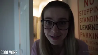 Codi Vore   Curvy lady