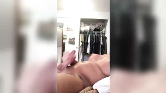 Aubrey Kate  Dark-haired curva