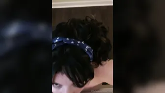 bee_naia  and her soft pussy