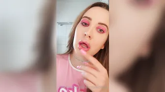 vivianroseofficial lahudra