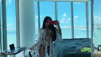 cjmiles onlyfans sexy hippo