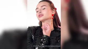 jessleonlove Luxurious young lady