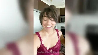 ariellescarcella onlyfans gorgeous babe