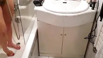 lizadelsierra onlyfans busty brunette chats in free chat