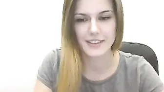 levella Charming kral fucks both holes