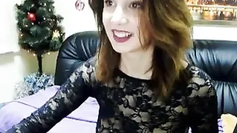 extrembabe Hot brunette masturbates