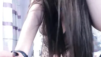 letitiavixen Cute chick fucks with a soft toy