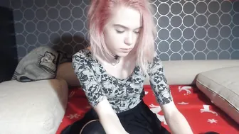 littlefluer Beautiful ballerina erotically lifts her legs