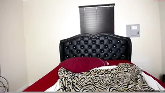 pinkkittybigtitties08 Hot mare jerking pussy with phallus