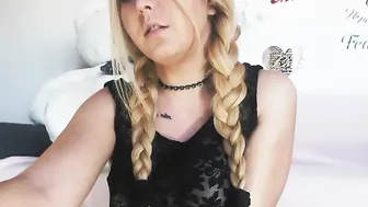 littleblondys sexually jerking pussy