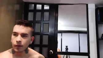 allisonandnik Adorable petite effectively jerking pussy