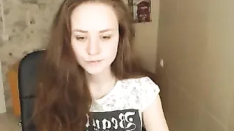 marla_toms Plump woman caresses nipples and plays with phallus