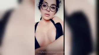 Xena onlyfans lush harlot jerks off a broken vagina
