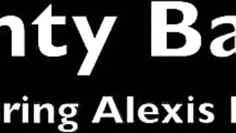 AleXis onlyfans beautiful chick jerks off her cunt