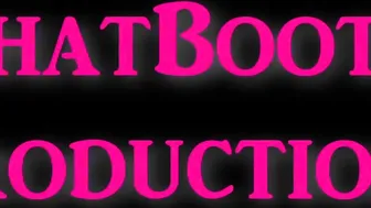 SAVANNAH onlyfans beautiful bitch shows shaved holes