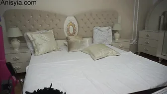 anisyia onlyfans gorgeous girl finished from a rich handjob