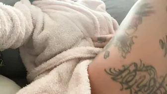 evelynuncovered onlyfans incendiary lady masturbates both holes with pleasure