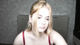 oladushek18 sexy mare caresses hairy cunt