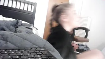 onlysmurfette sexy whore masturbates with a phallus