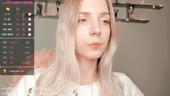 oh_honey_ Juicy blonde