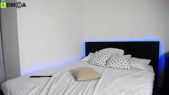 nika_lodge shy babe shows her natural tits