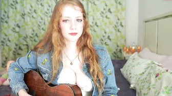 x__rose__x busty brunette chats in free chat