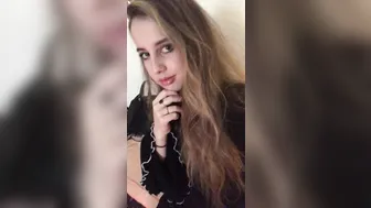 Princess Violette fingering pussy moaning another whore