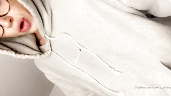 Tiffany Towers cute slut jerks her pussy on people