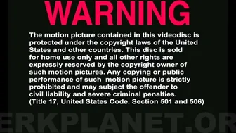 Jasmine Mendez gorgeous model tightly stretches both holes.