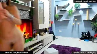 Moni flirt4free