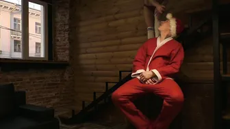 Ho attractive model fucks pussy with sex toy