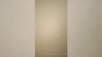 sportywife weak on the front