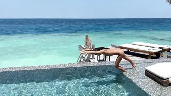 candyrush fingering her pussy