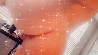 babybeepers crazy bitches lick pussy