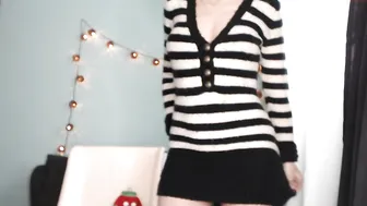 milfgonewild Shy mare gently jerks her pussy