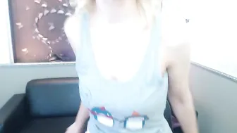 stasijohns Fluffy bitch with glasses masturbates pussy