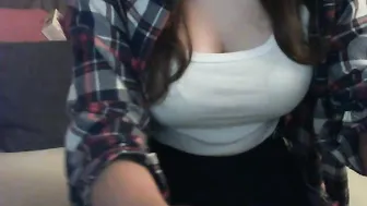 khalisi2015 Busty chick fucks her cunt with a strap-on