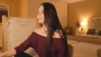 laurenbrite Crazy chick masturbates both holes