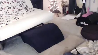 fantasyscumcam Beautiful ballerina pulls pussy